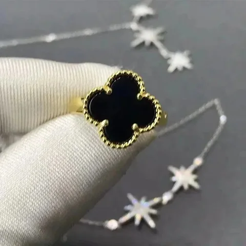 Van Cleef & Arpels Alhambra Collection Jewelry [37 styles] — source listing photo