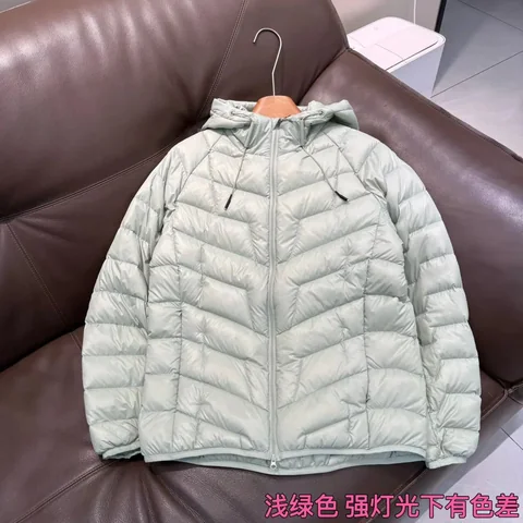 Lightweight Hooded Down Jacket [3 styles] — source listing photo