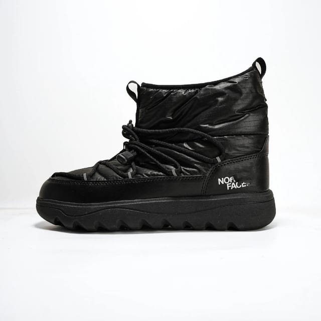 The North Face Lace-Up Winter Boots [5 styles] — source listing image