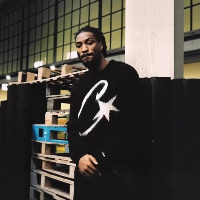 Corteiz Logo Sweaters and Hooded Cardigans [9 styles] — source listing image